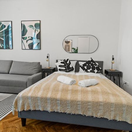 Designer Apartment, Central, Next To Danube Wien Eksteriør bilde