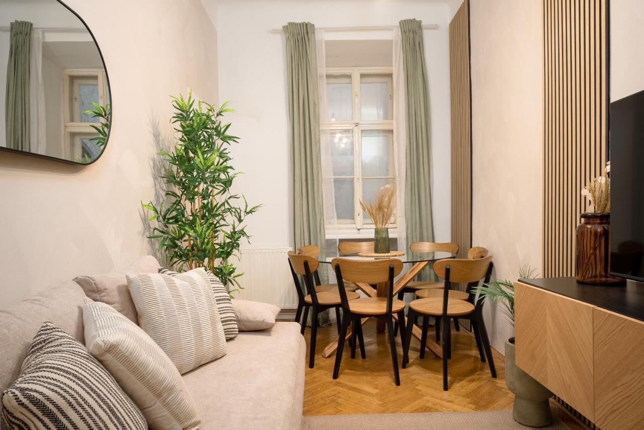 Designer Apartment, Central, Next To Danube Wien Eksteriør bilde